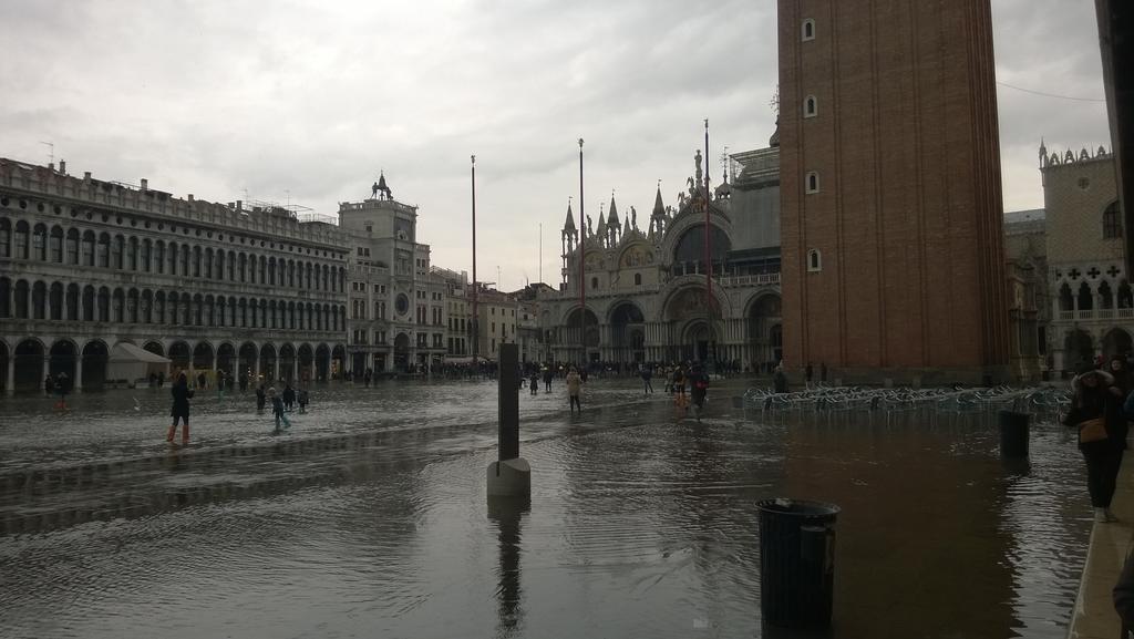 In Venice Back To San Marco Tourist Apartment Экстерьер фото